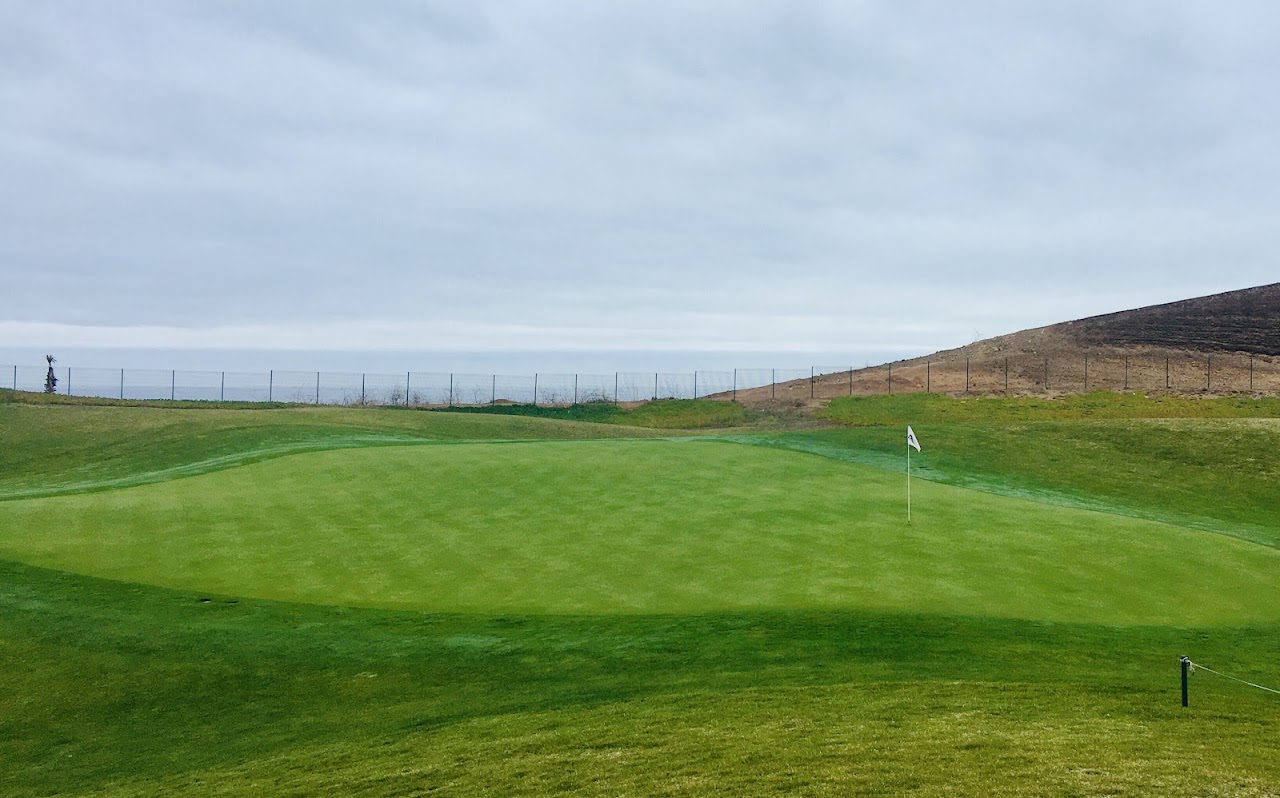 Plage des Nations Golf City — photo 3
