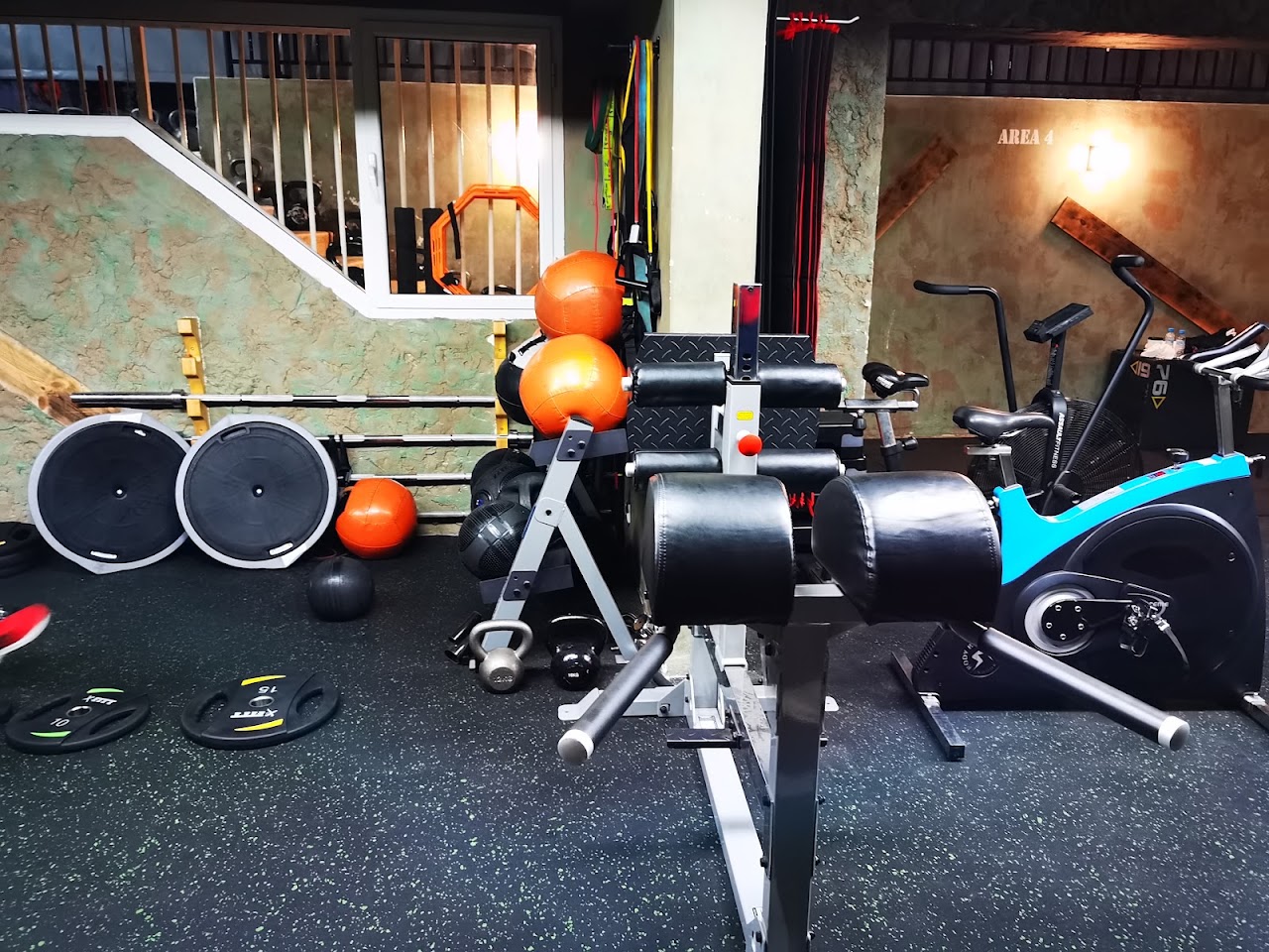BFIT CLUB CFC — photo 4