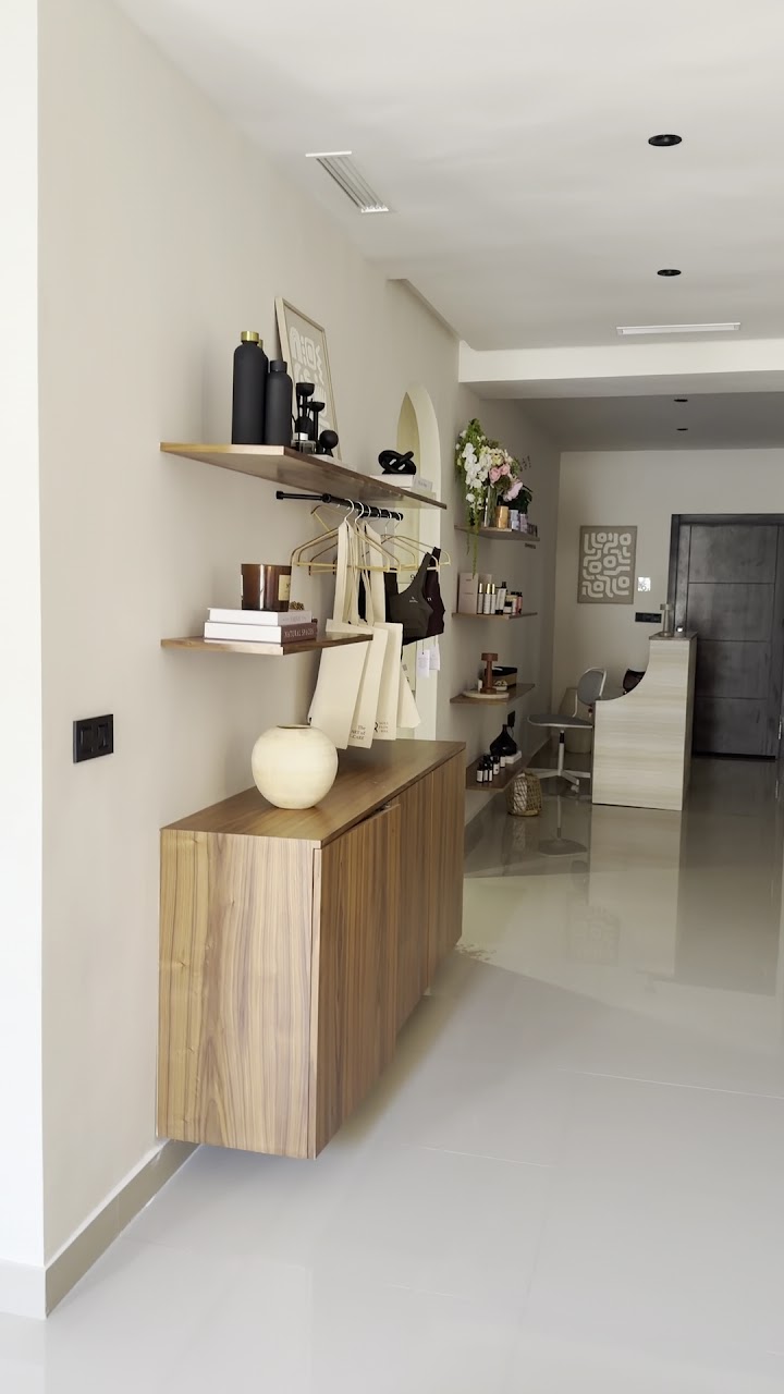 Studio Reya — photo 2