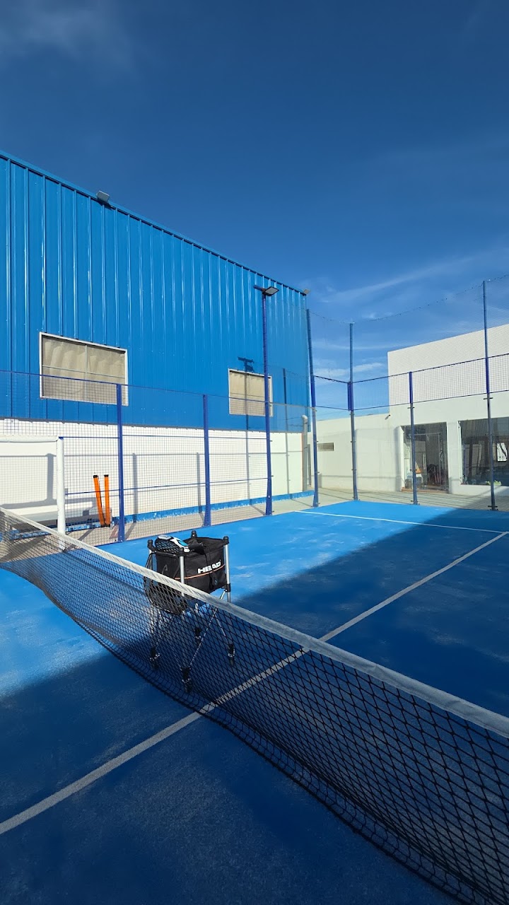Warehouse Padel Club — photo 2