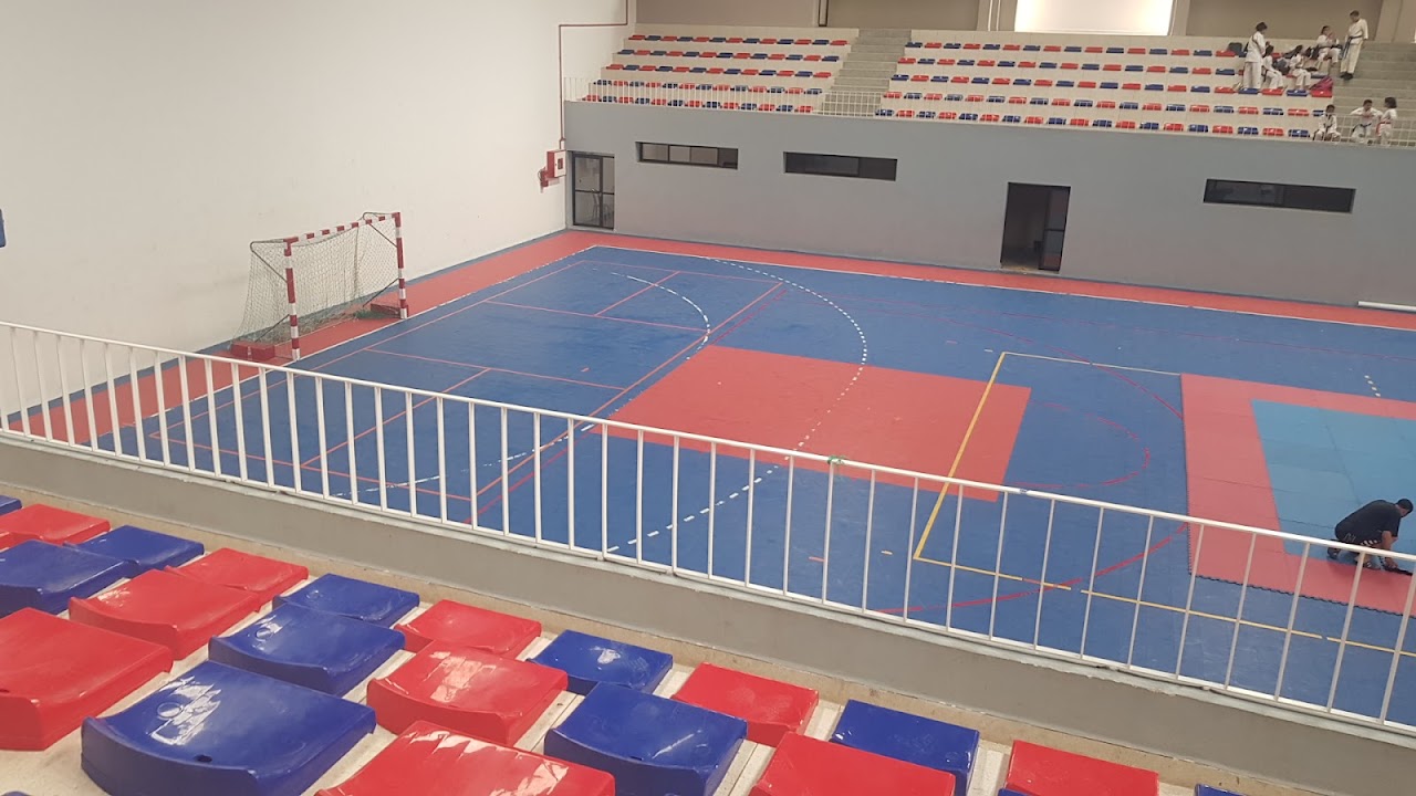 salle omnisports riad azzaytoune قاعة متعددة الرياضات — photo 2