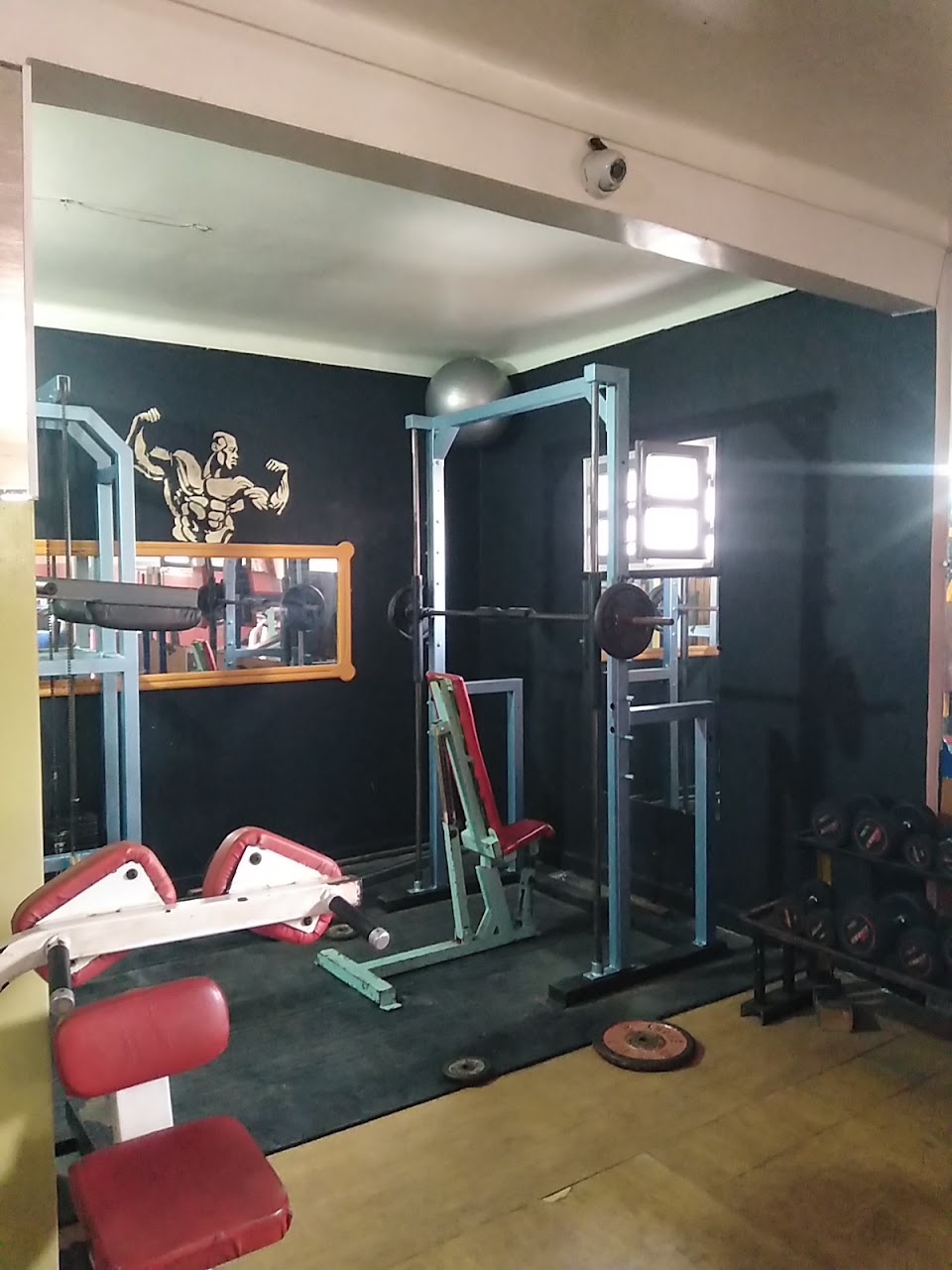 Association El Menzeh ( salle de sport musculation) — photo 3