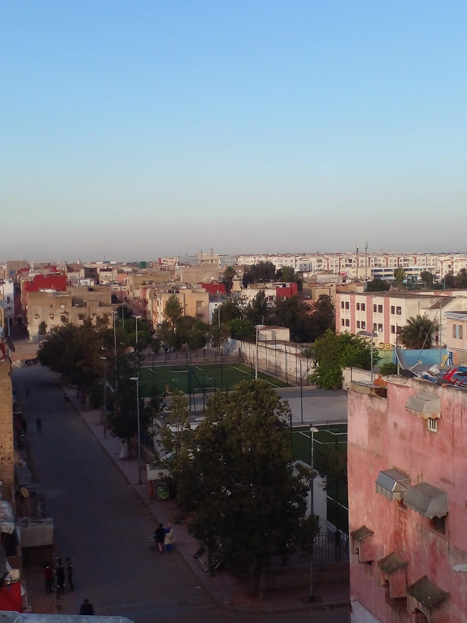 فضاء 20 غشت لملاعب القرب — photo 2