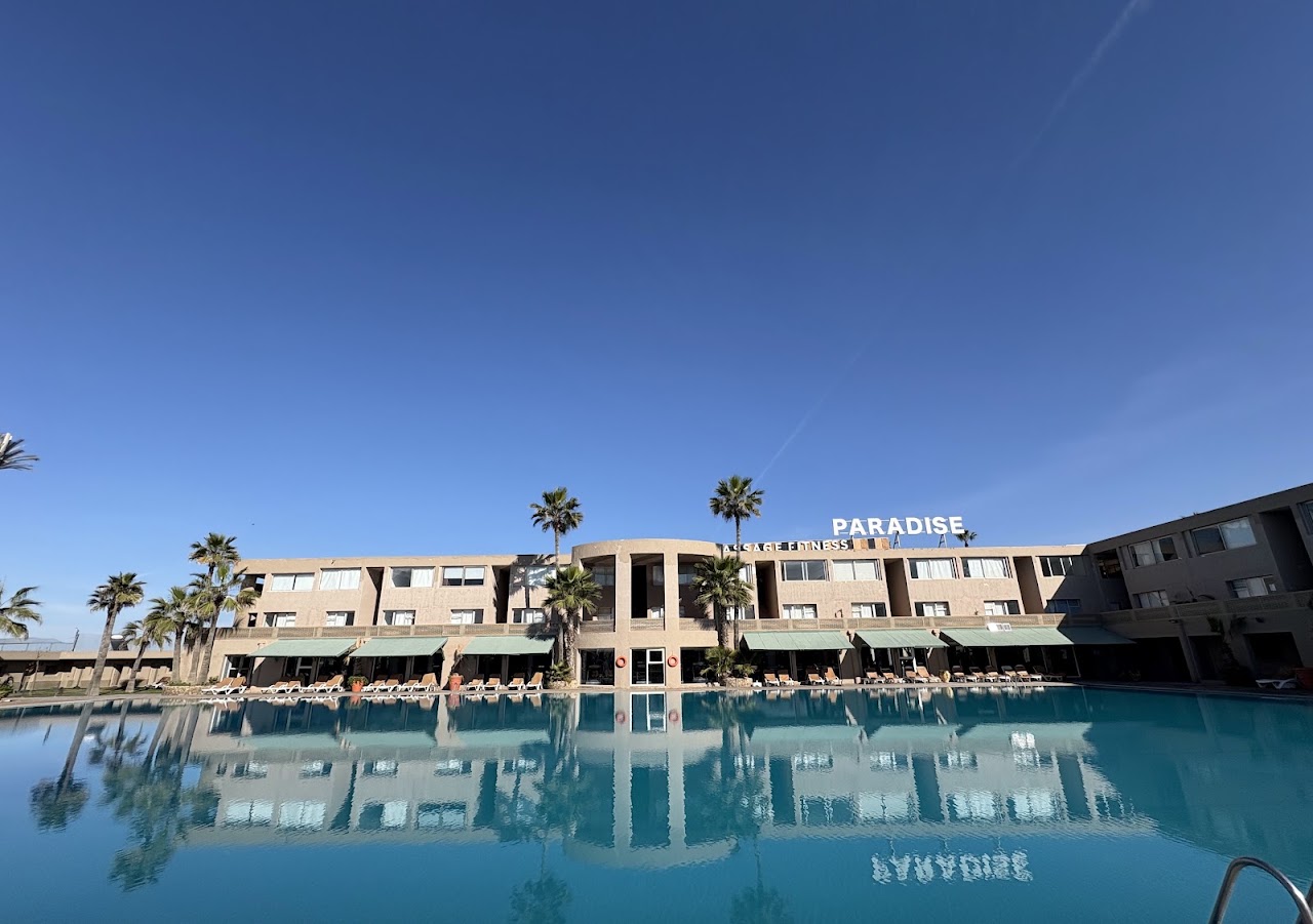 Club Paradise