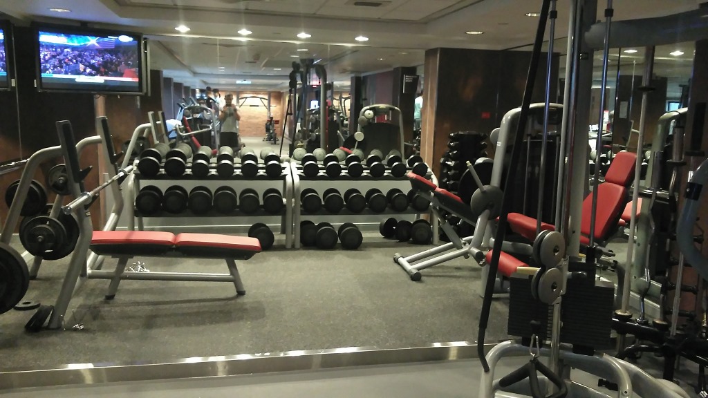 HK CLUB 2 — photo 2