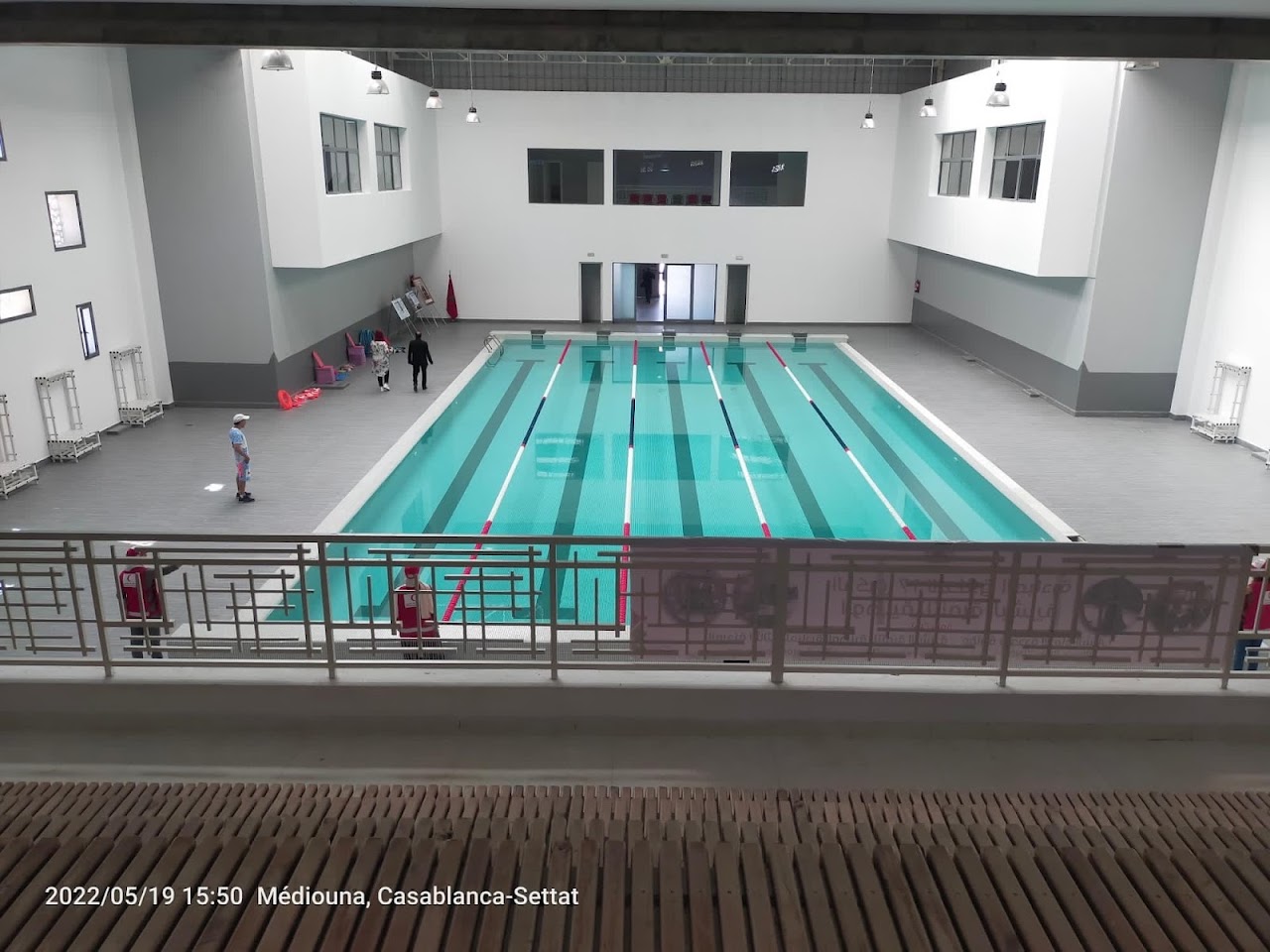 المسبح المغطى سالمية Piscine couverte Salmia