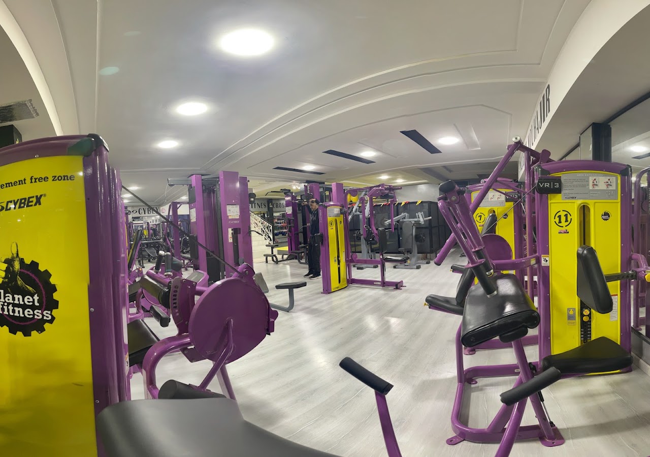 Club El Mouhajir (Planet Fitness)
