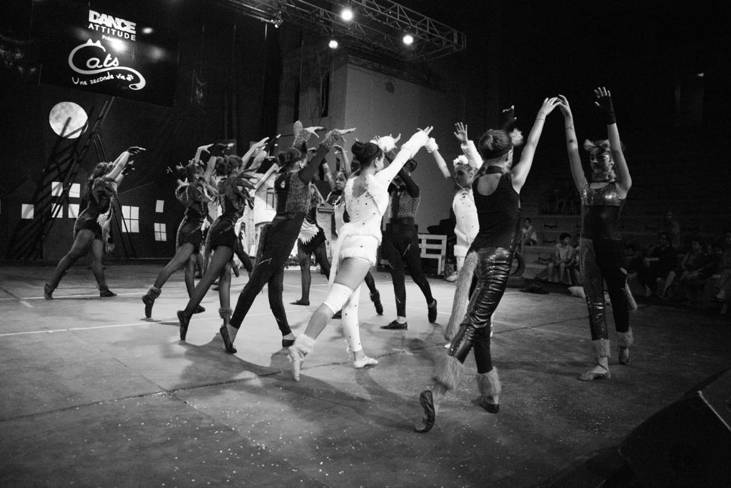 Dance attitude — photo 4