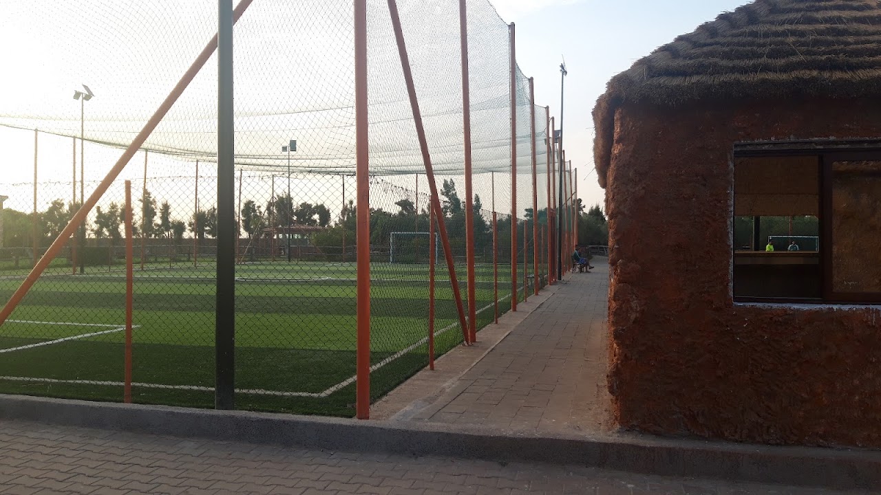 La Promenade terrain de sport