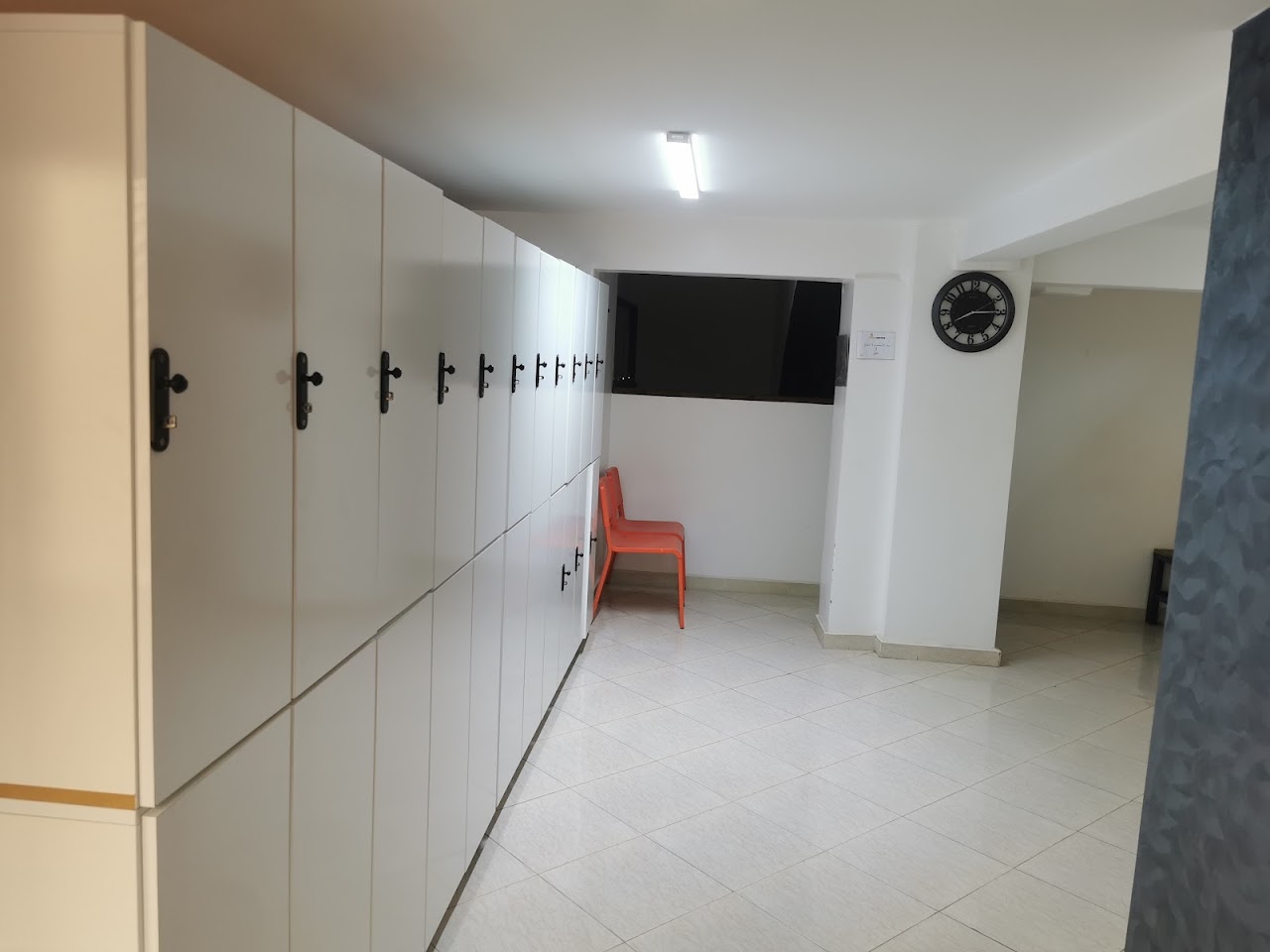 GYM CENTER — photo 4