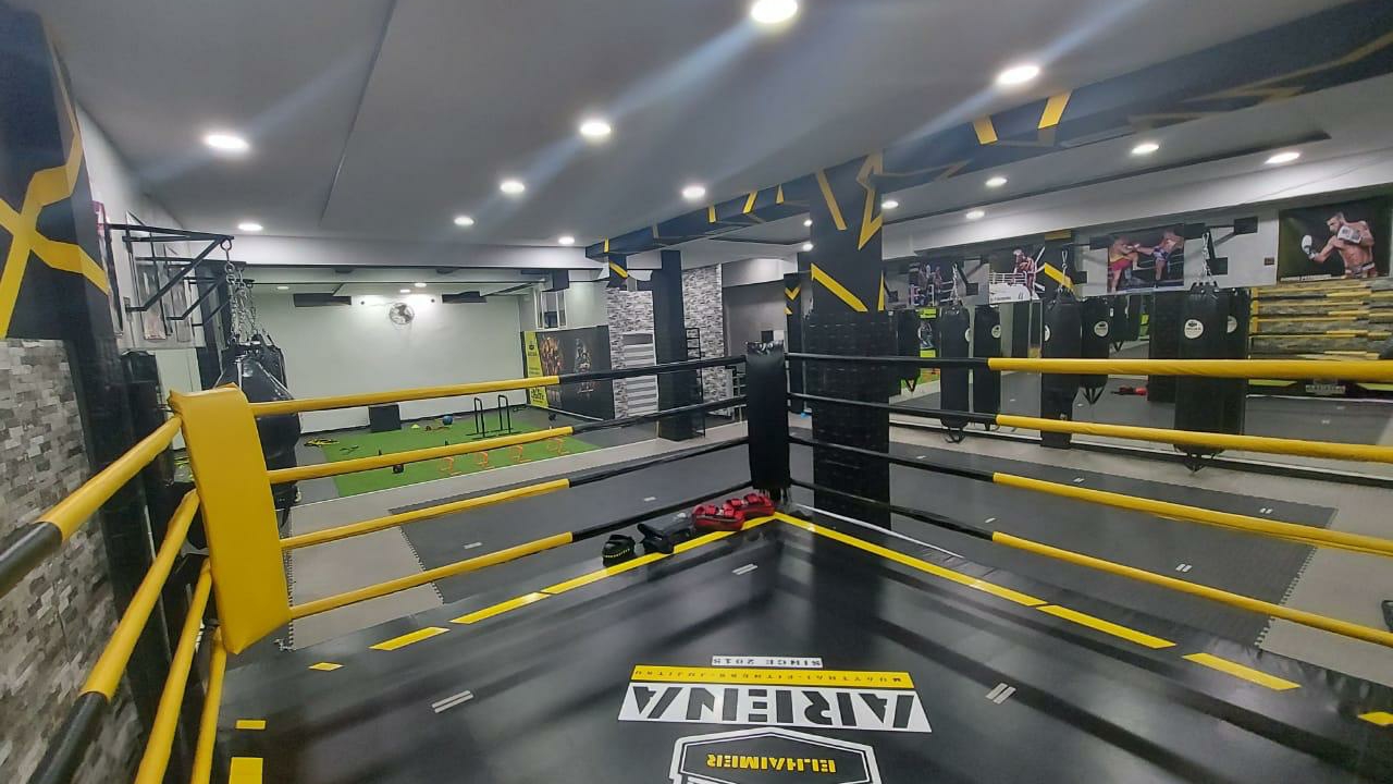 ARENA ACADEMY MUAY THAI KICK BOXING
