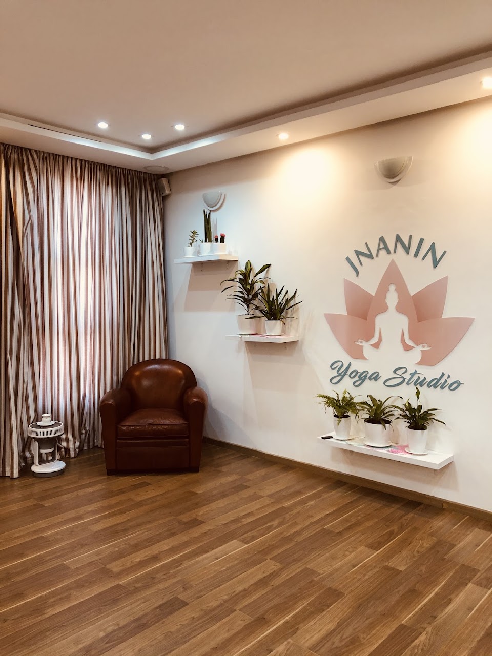JNANIN Yoga Studio - jnaninyoga