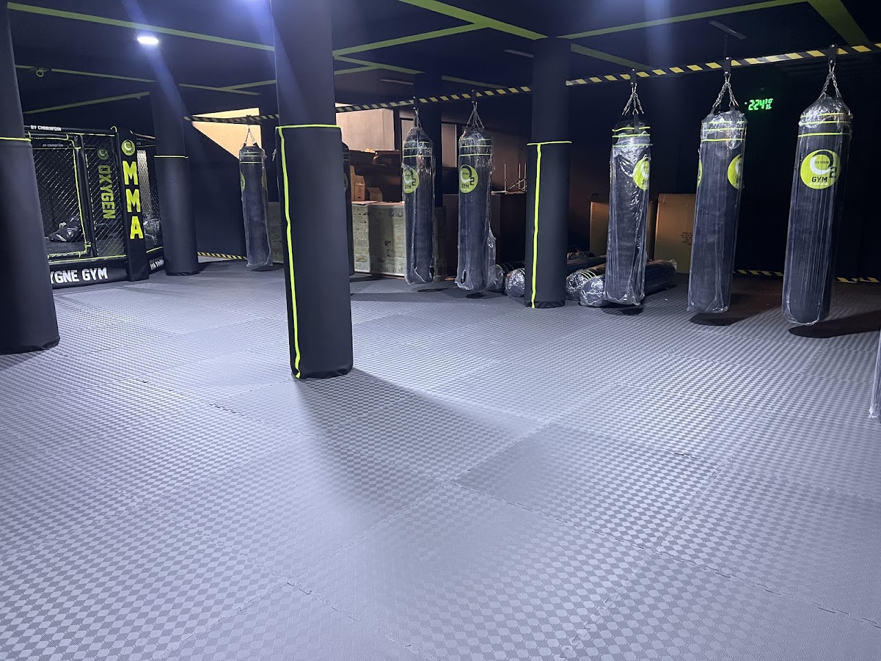 OXYGEN_GYM CHARAFDIN