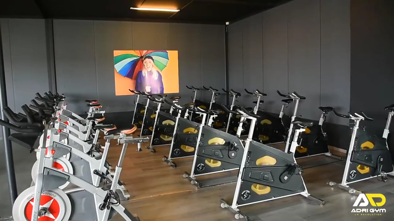 AdriGym Akesbi: Salle de sport, Centre de Fintess, Piscine couvert, Sauna à Akesbi Fès — photo 2