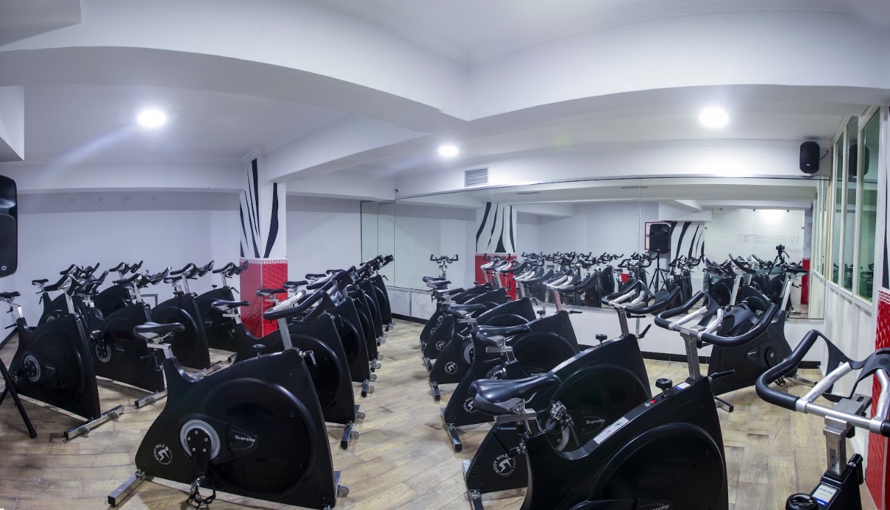 La Fitness Sports & Health Clubs