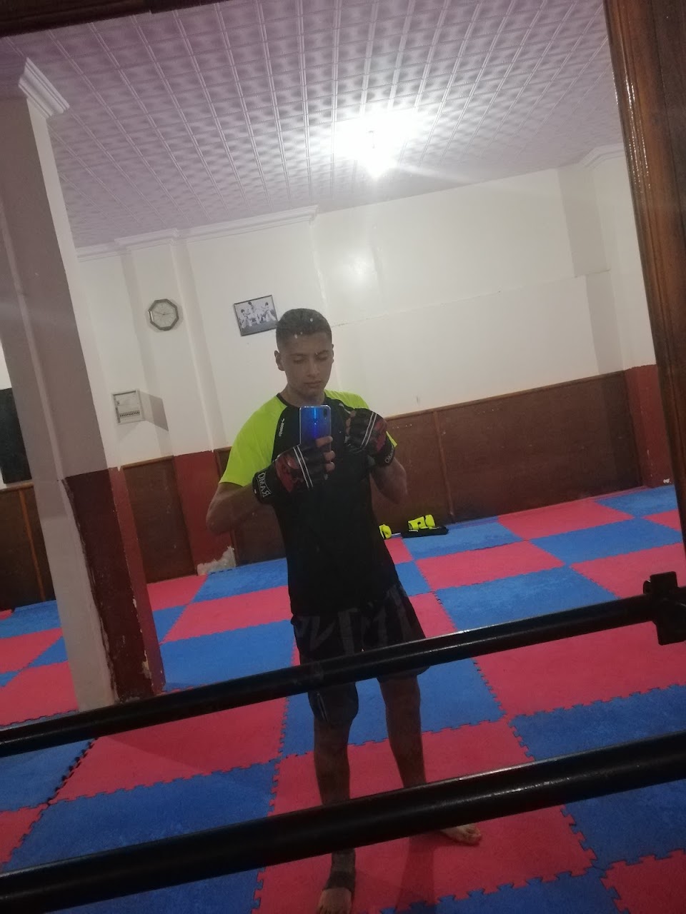mixed matial art MMA الفنون القتالية المختلطة K1