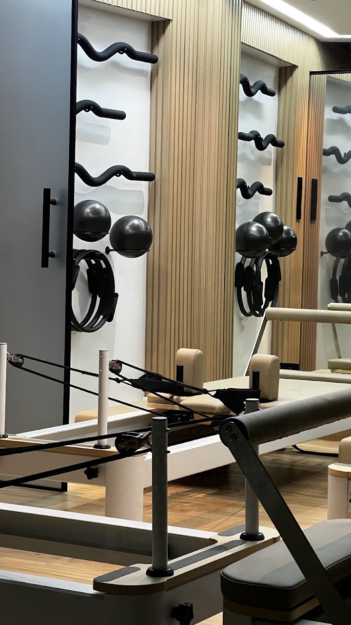 Evolv Pilates Studio — photo 4