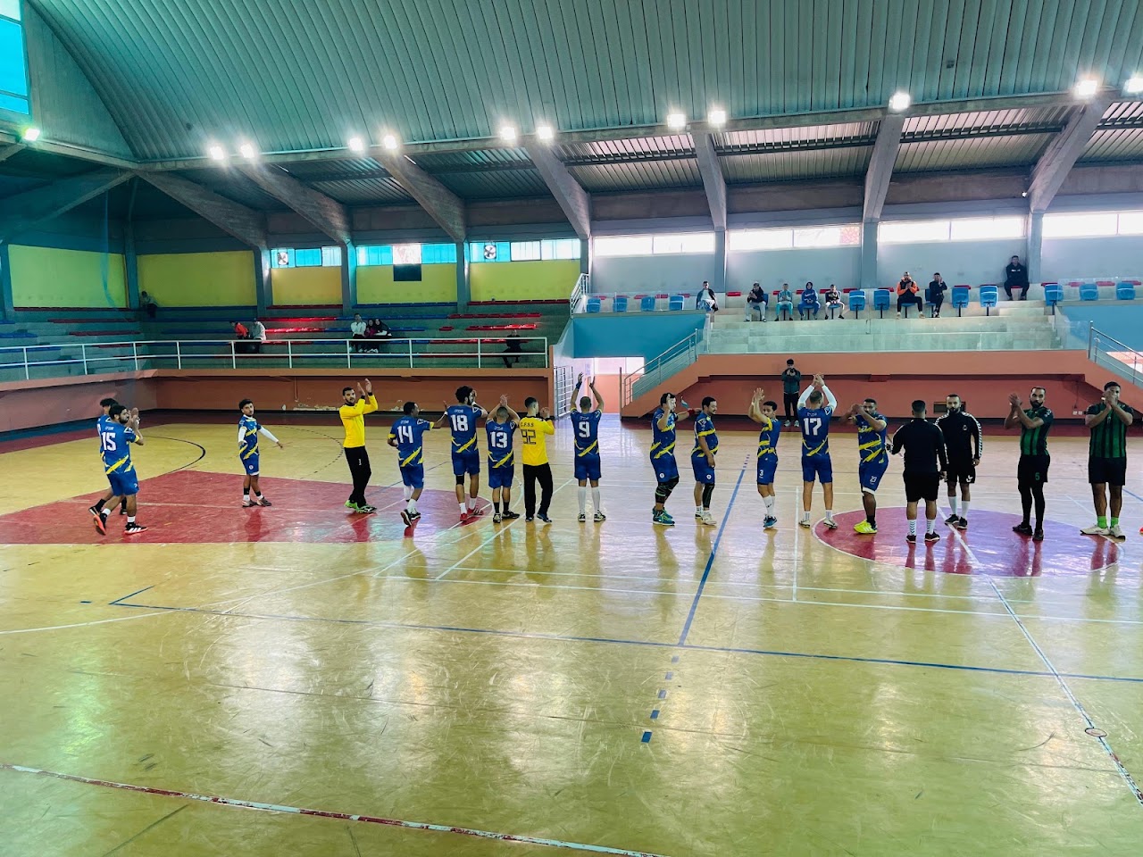 القاعة المغطاة salle couverte des sports