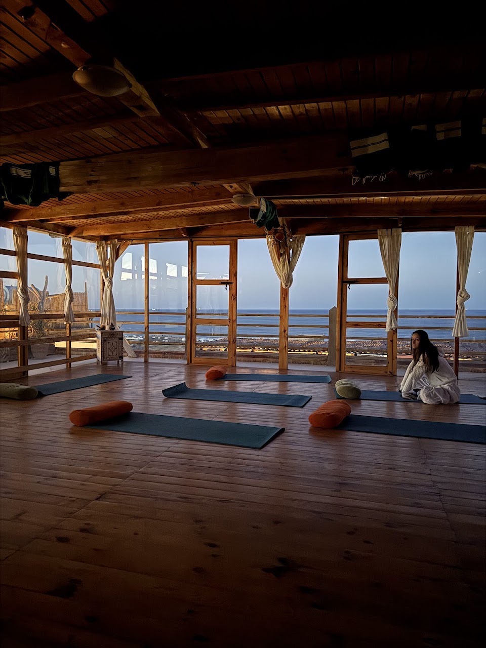 Yoga And Flow with Noemi — photo 2